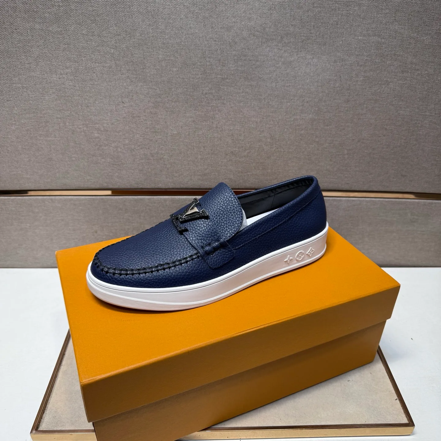 Men's men's shoes 💰pp442【LV～】men's casual shoes 2025z cabinet sales simultaneously 🔶Size: 38-44#️⃣ 🔷3 colors🔜The upper is made of multi-material splicing ➕Genuine leather lining, comfortable and breathable, sole: original comfortable and wear-resistant outsole, ⚠️real thing📱photographed🎬real thing is better📢📢📢